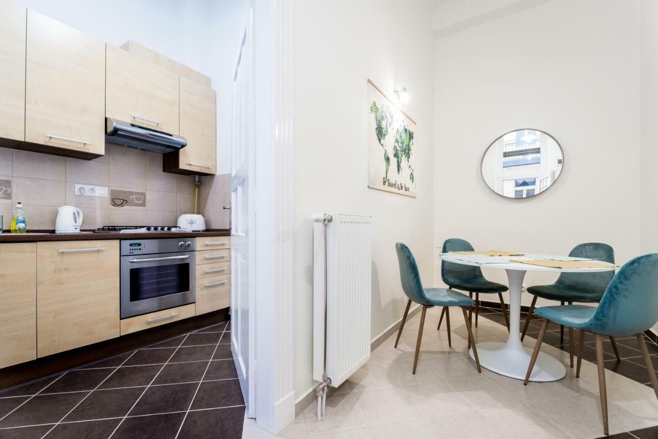 Bpr Turquoise Simplicity Apartment ブダペスト エクステリア 写真