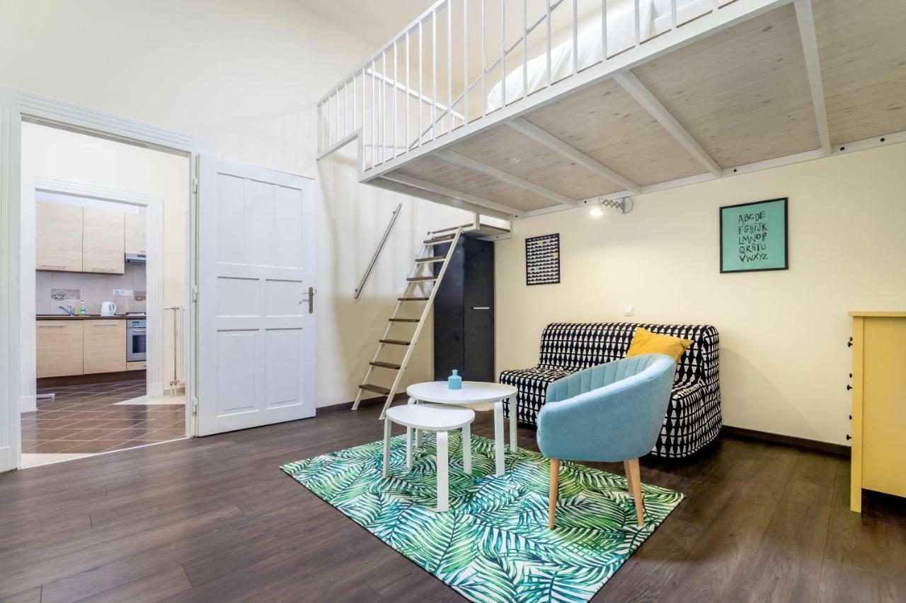 Bpr Turquoise Simplicity Apartment ブダペスト エクステリア 写真